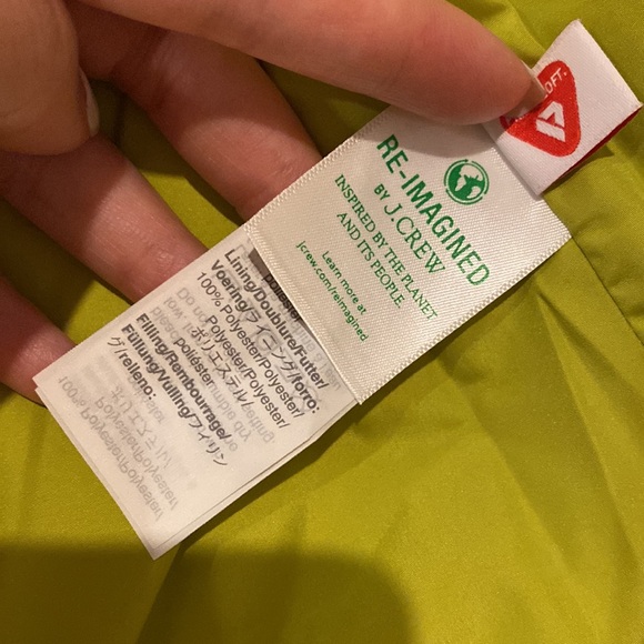 NWOT J.Crew Signature Puffer Vest - Picture 5 of 8